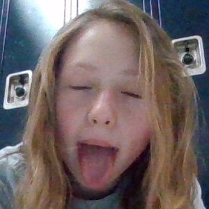 Meet your Posher, Lilian